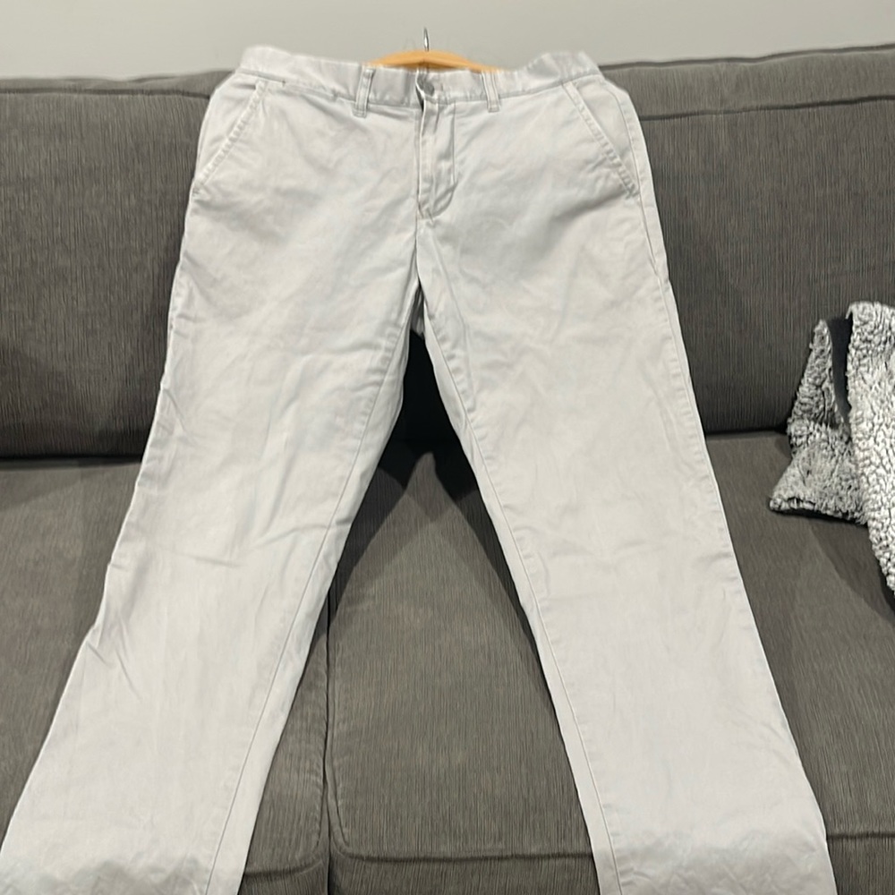 Great condition - pants 30 waist 32 length